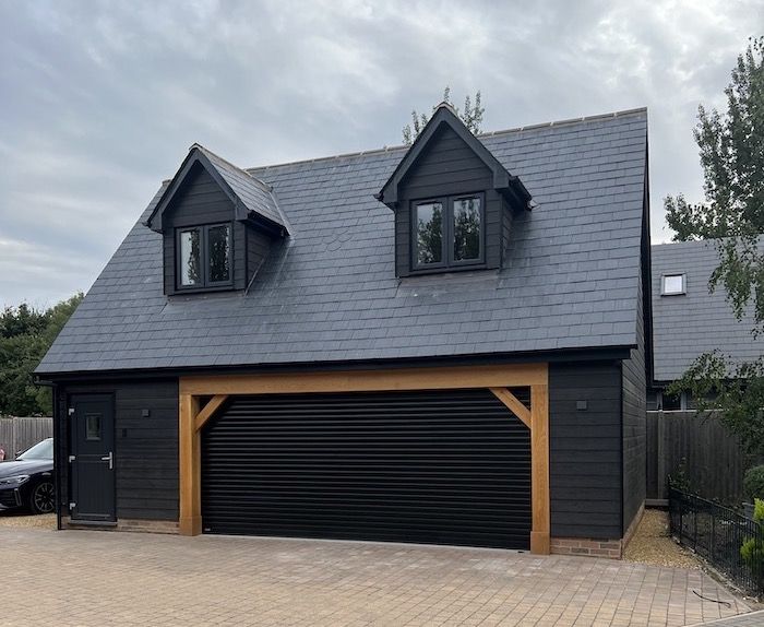 New Build Cart Lodge, Red Lodge